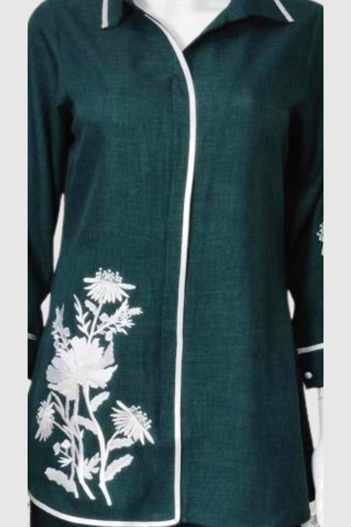 Green Cotton Lilen Coord Set with Collar Style & Thread Work | Label Anju Kumar