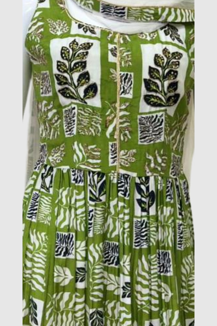 Green Printed Muslin Sharara Set with Hand Work & Chiffon Dupatta – Elegant Women’s Ethnic Wear