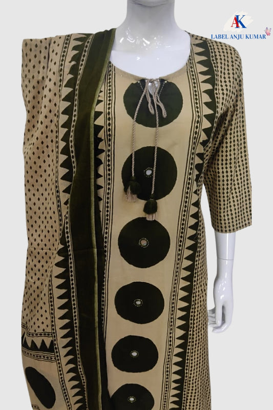 Green Cotton Geometrical Printed Suit Dupatta Set with Mirror Work