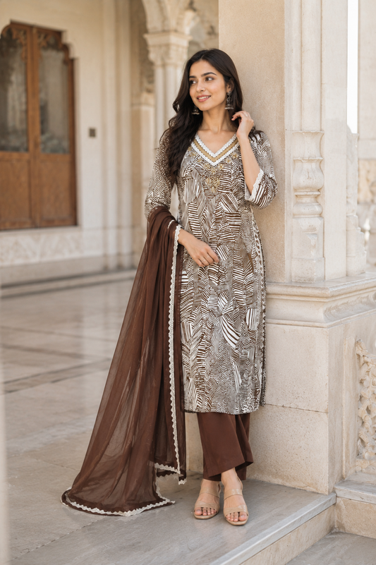 KA 11795 BROWN