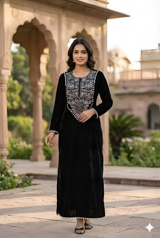 Black Velvet Kaftaan-Style Long One-Piece Dress with Elegant Zari Embroidery – Women’s Ethnic Wear