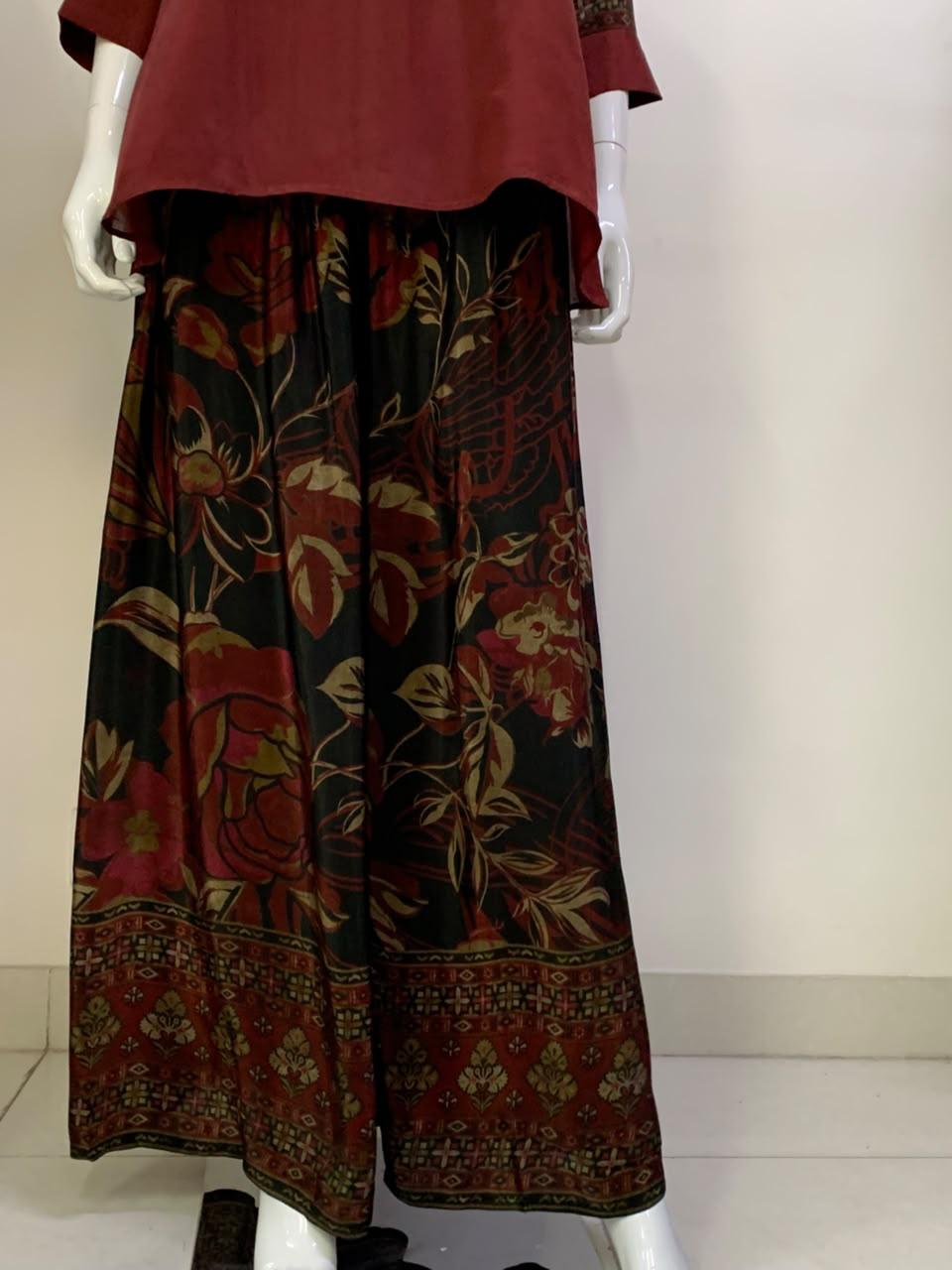 Maroon Pure Crepe Digital Print Co-ord Set with Stone Work